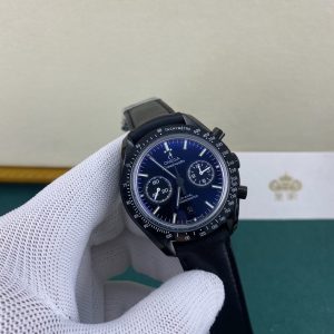 Royal Authentic Photos: Omega Speedmaster Dark Side of the Moon